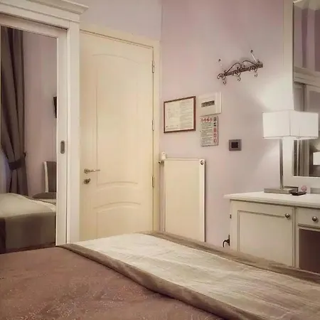 Готель Igea 3*